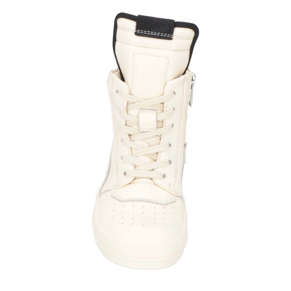 I bought them recently but they can’t fit my son he’s a 26 these are a 33.